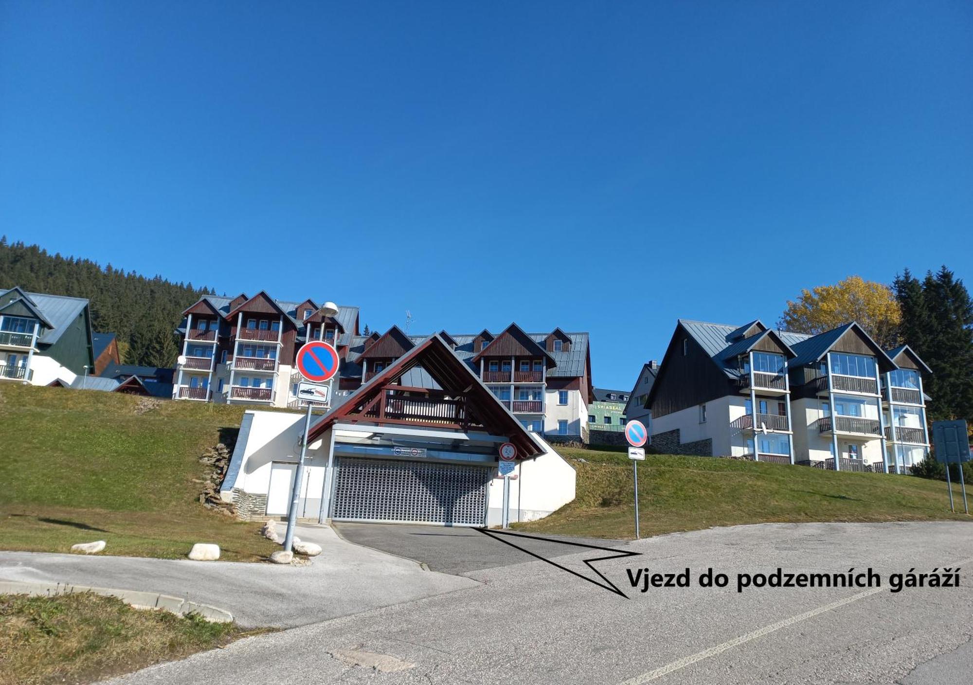 Apartmany D U Sjezdovky - Horni Misecky Exterior photo